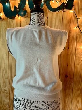 🌸☀️Zara Cream Ribbed Crewneck Sweatshirt☀️🌸
